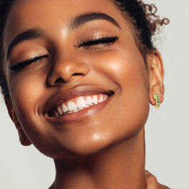 Seven Shades of Wonderful 14 Pair Earring Collection 12175 0012 p model