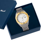 Birth Year Watch 10104 0012 g display box