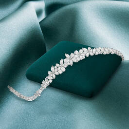 Simply Radiant Diamonisse Bracelet 6729 0015 b curved shot
